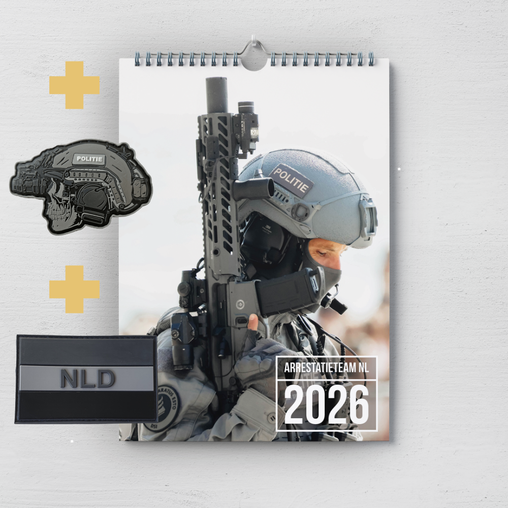 Arrestatieteam NL Kalender 2026 + NLD patch + Skull Helmet patch